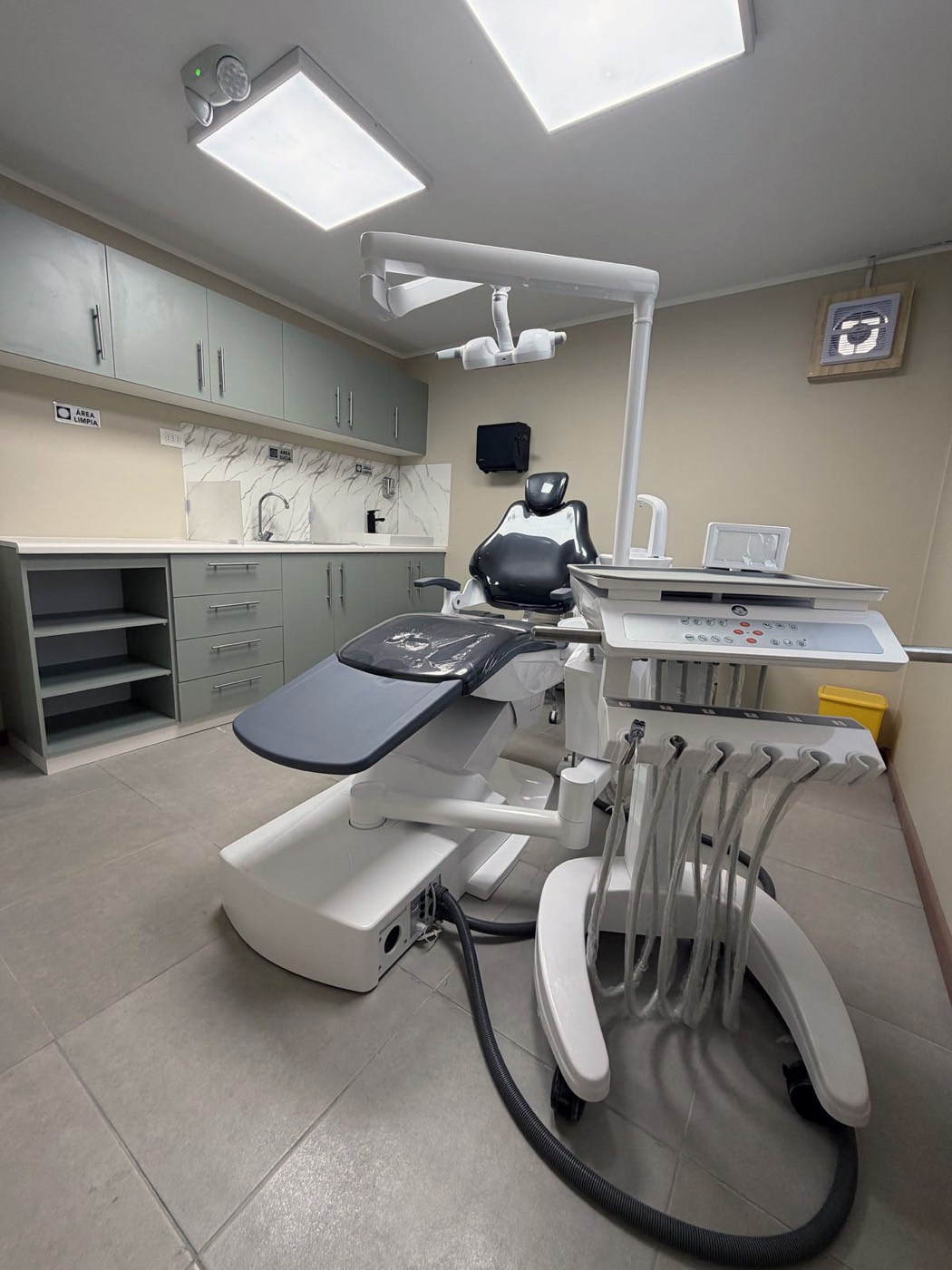 Box dental equipado de Clínica Alkym